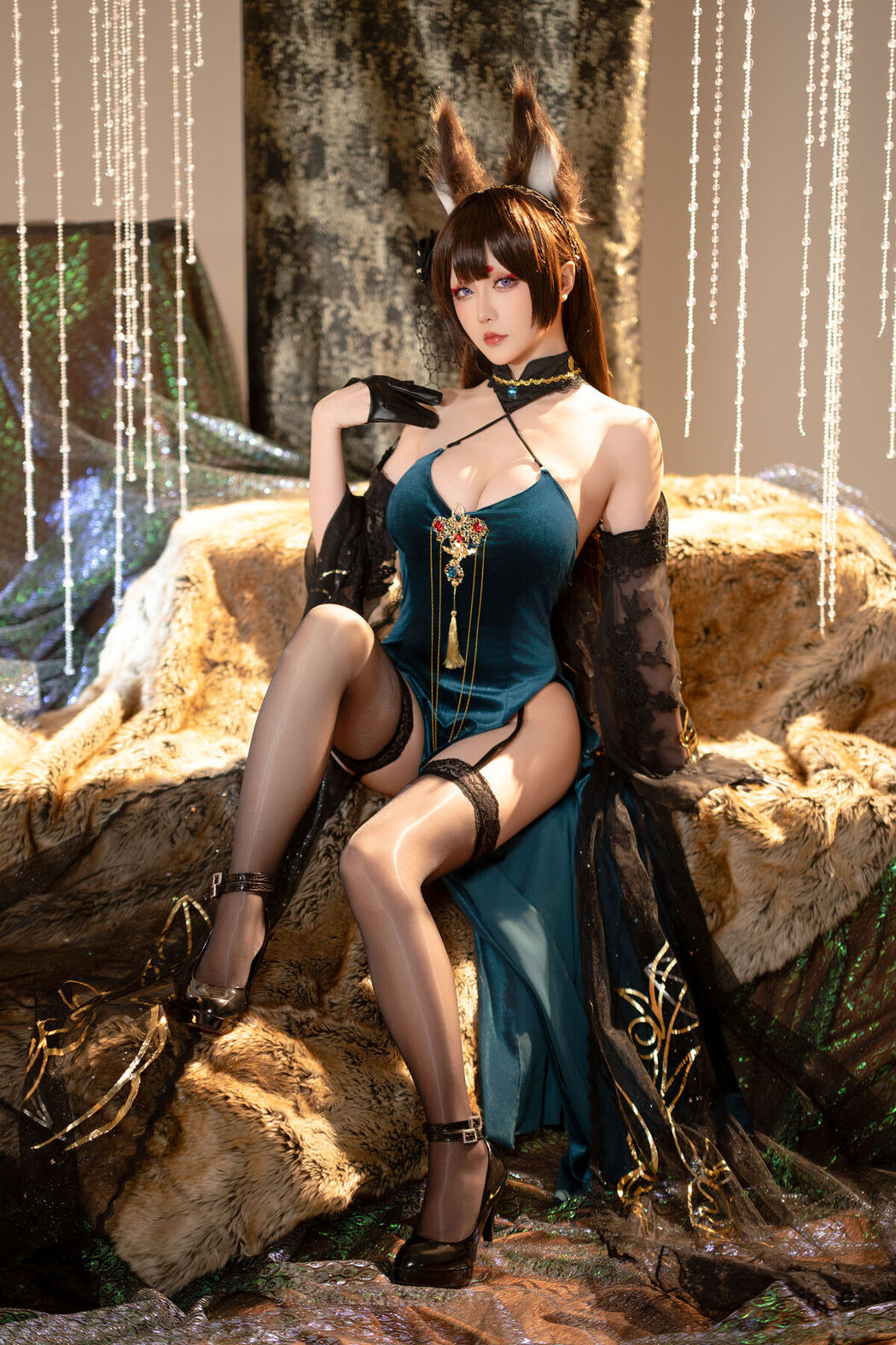 Coser@星之迟迟Hoshilily &#8211; 碧蓝航线 天城 (56P &#8211; 1V)