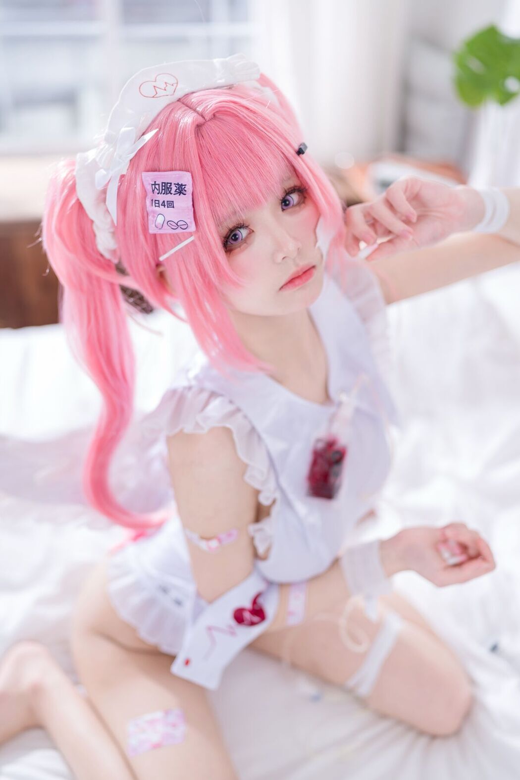 Coser@九柒喵 – 小护士针筒 (49P)
