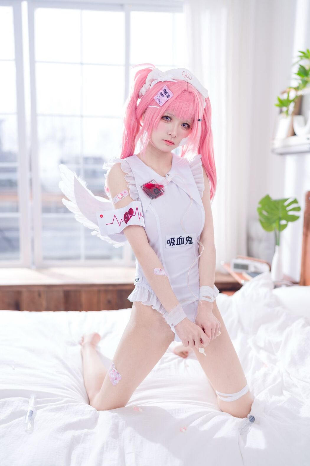 Coser@九柒喵 – 小护士针筒 (49P)