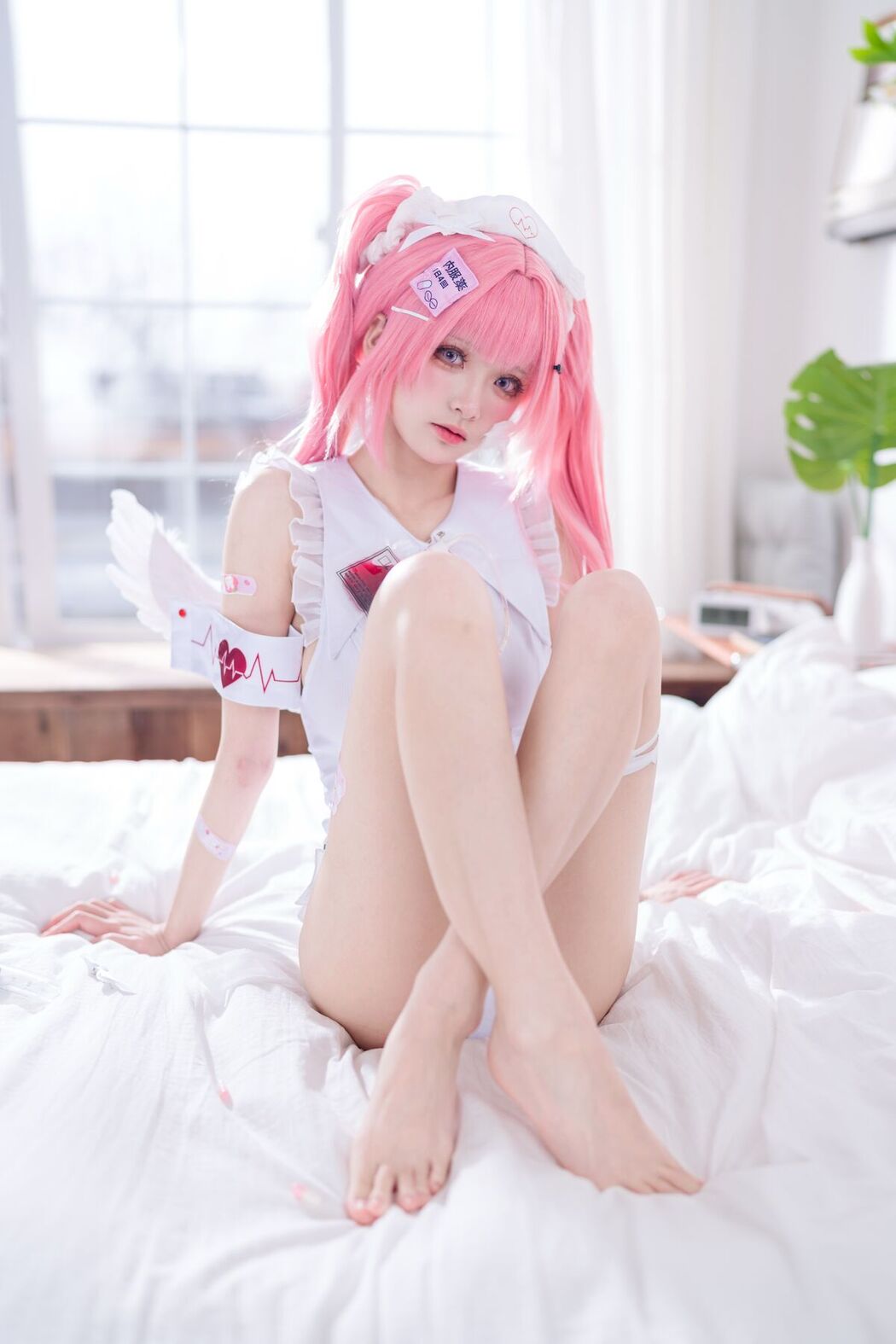 Coser@九柒喵 – 小护士针筒 (49P)