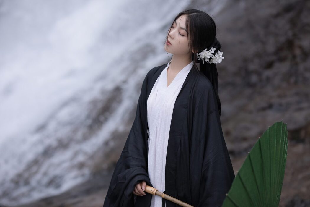 YiTuYu艺图语 Vol.4678 Yi Fang Yi Ren Yi