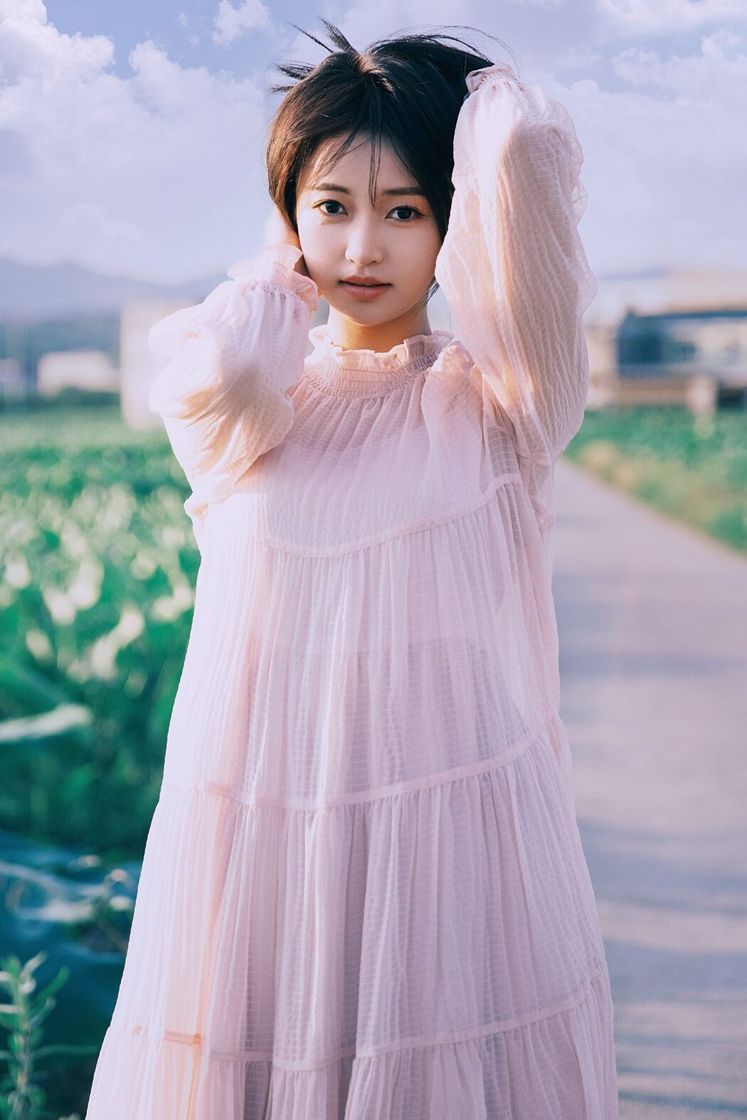 YiTuYu艺图语 Vol.4816 Bei Shang Xiao He Ma Cover Photo