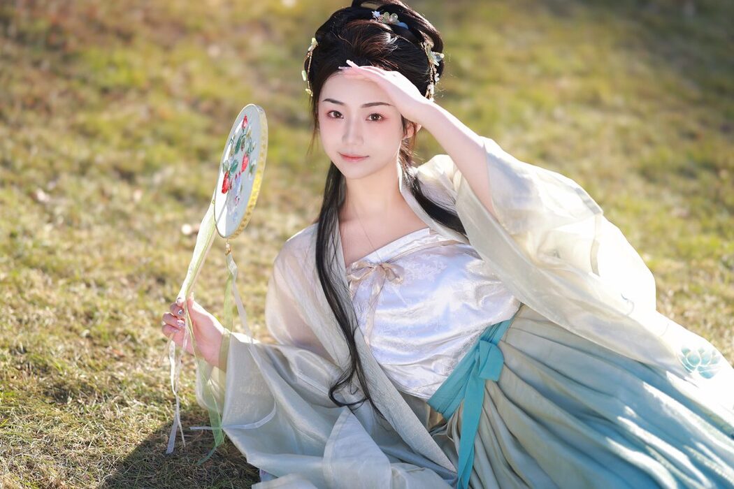 YiTuYu艺图语 Vol.4833 Pei Tong Xue