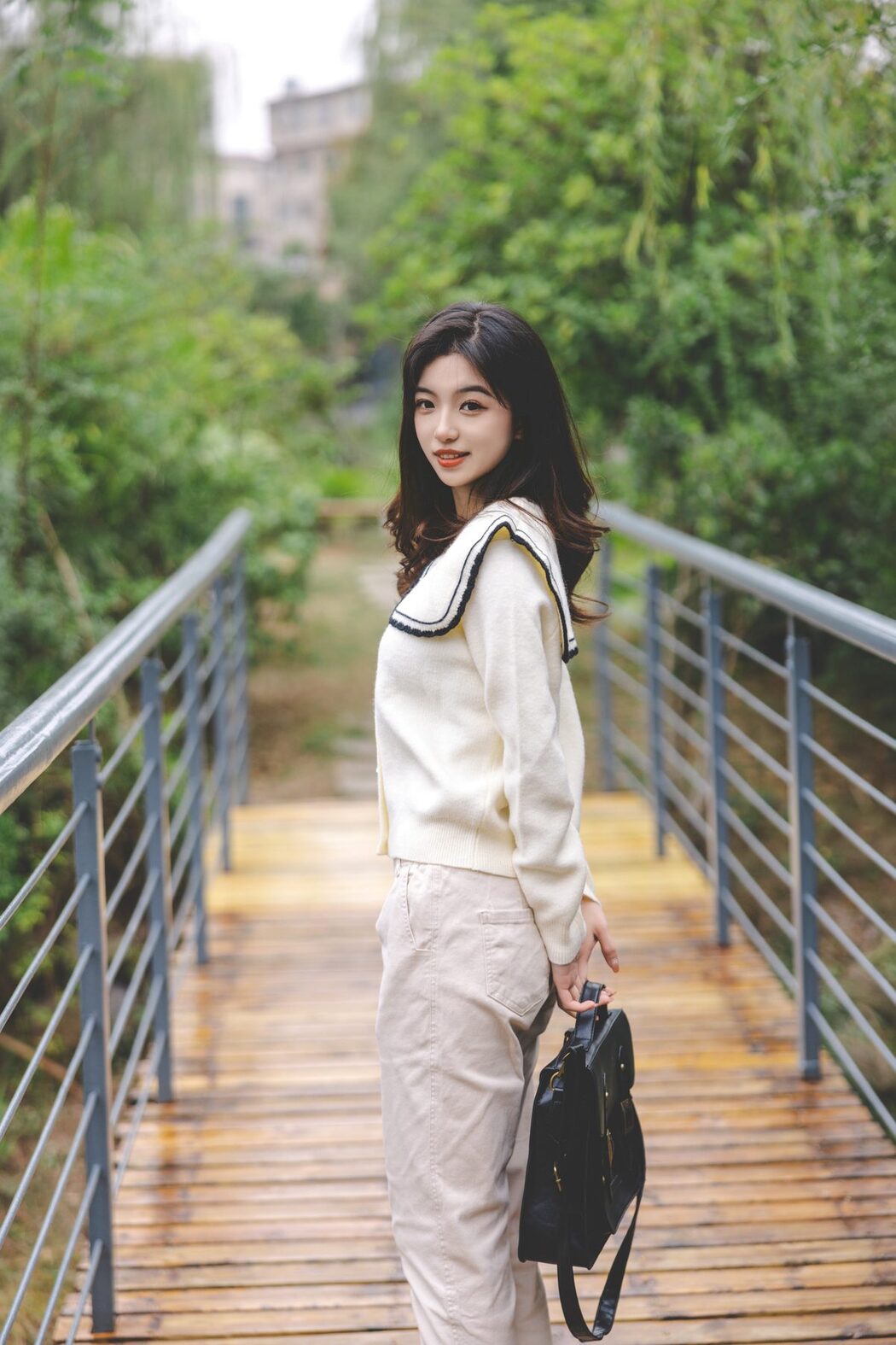 YiTuYu艺图语 Vol.4762 Aka Ki Qing Ko