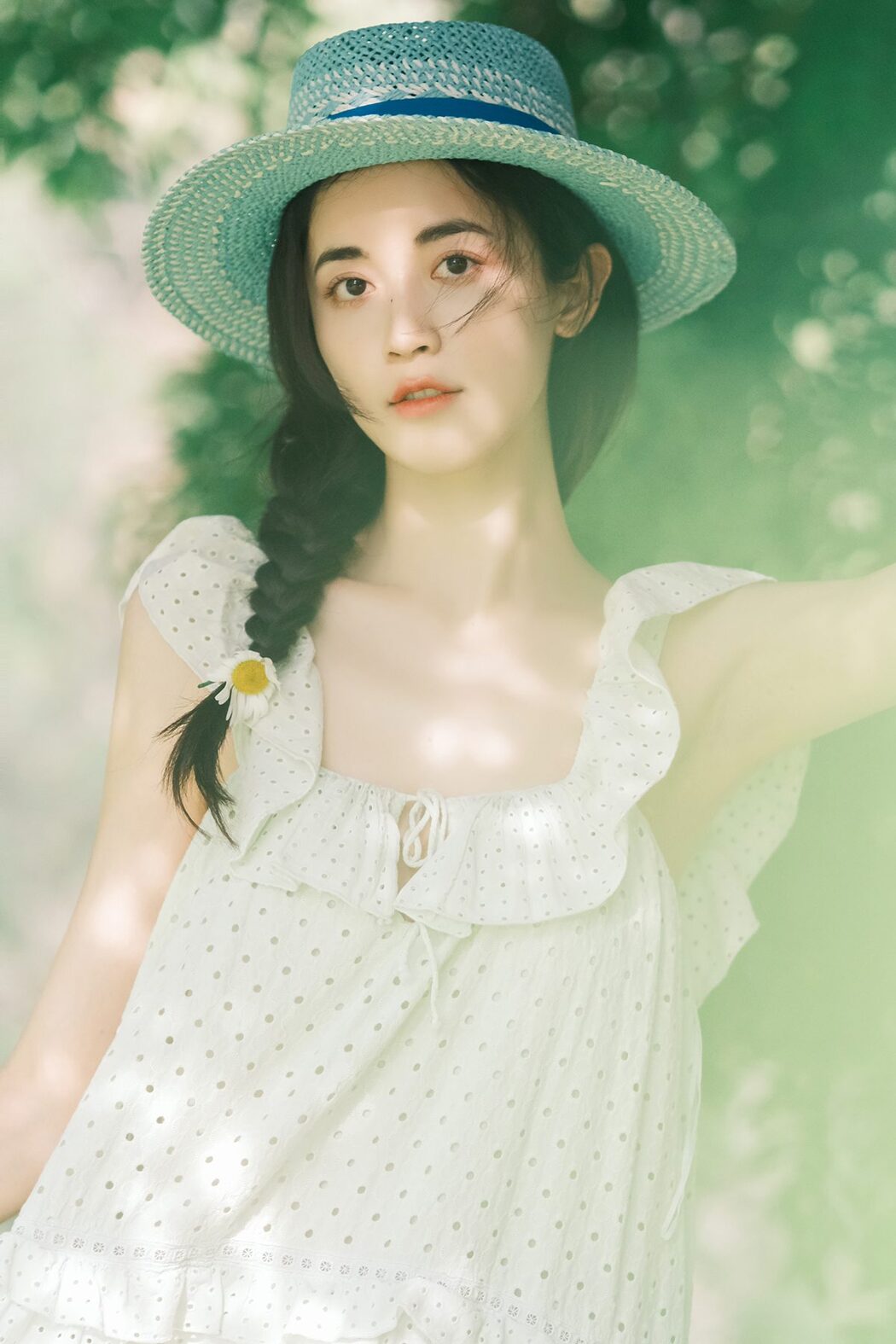 YiTuYu艺图语 Vol.4725 Chen Yu Jie Cover Photo