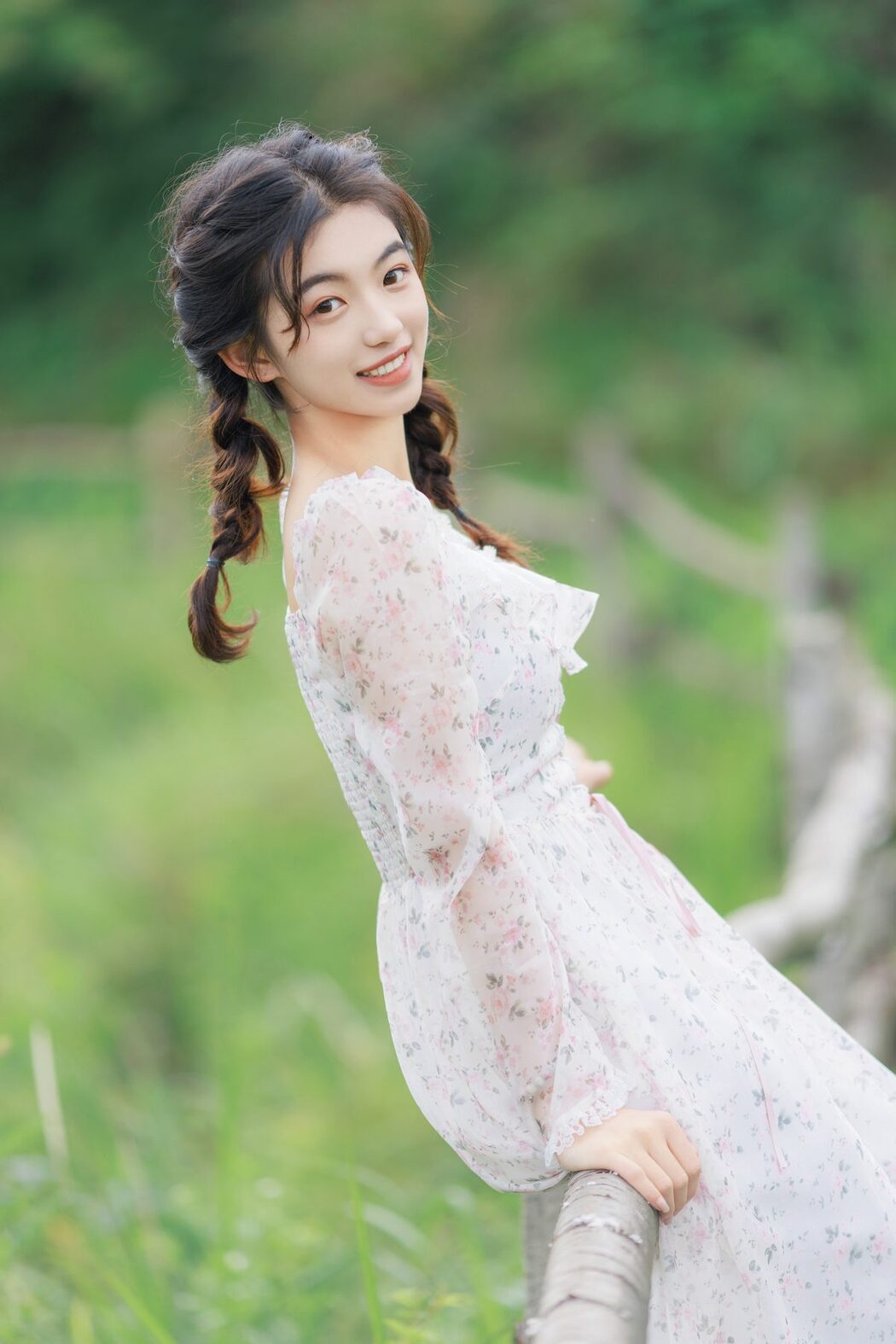 YiTuYu艺图语 Vol.4779 Aka Ki Qing Ko