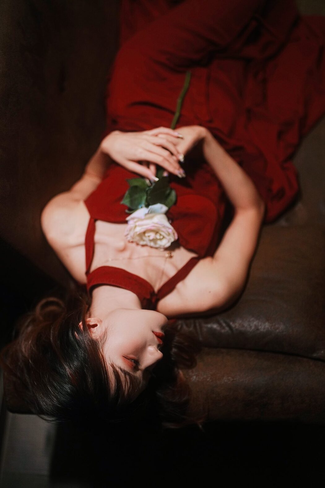YiTuYu艺图语 Vol.4844 Tu Zi Zzz Bu Chi Hu Luo Bo
