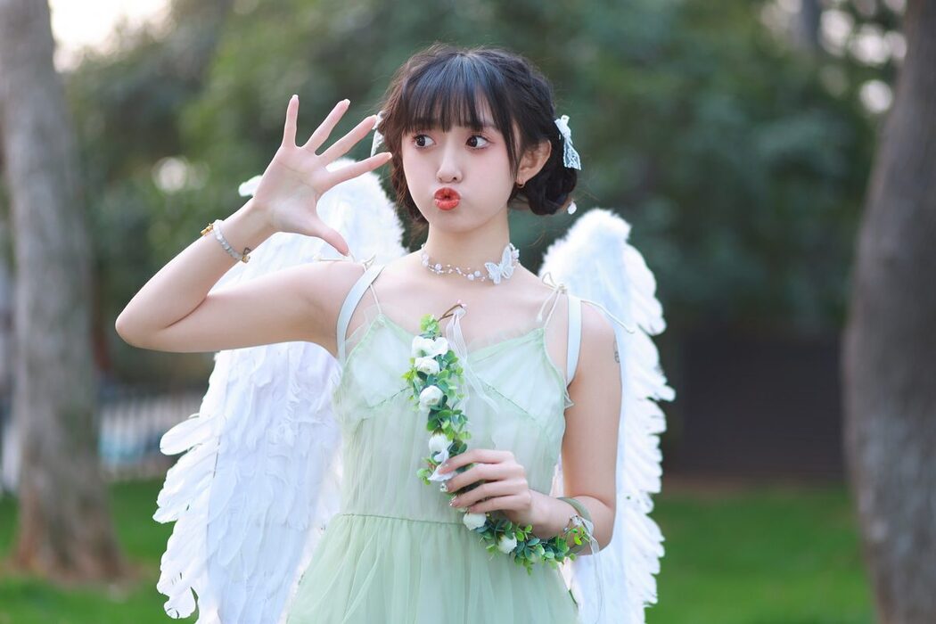 YiTuYu艺图语 Vol.4692 Nuo Nuo Chi Nuo Mi