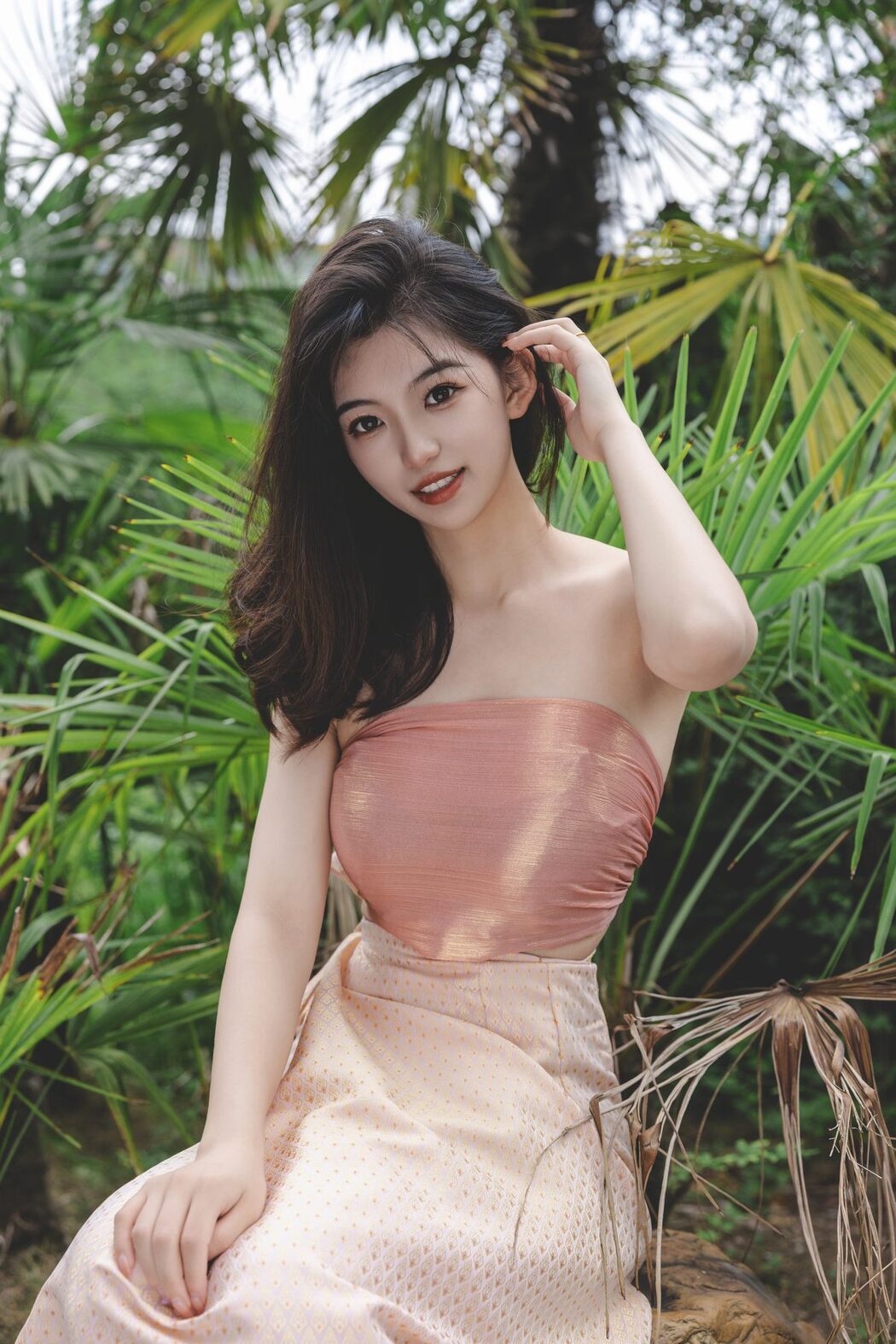 YiTuYu艺图语 Vol.4742 Aka Ki Qing Ko