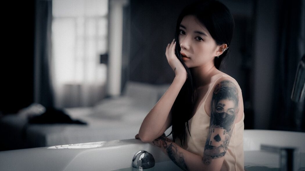 YiTuYu艺图语 Vol.4795 Yue Yue