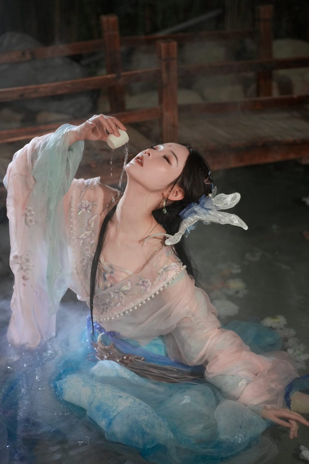 YiTuYu艺图语 Vol.4768 Vi Ge Vivian