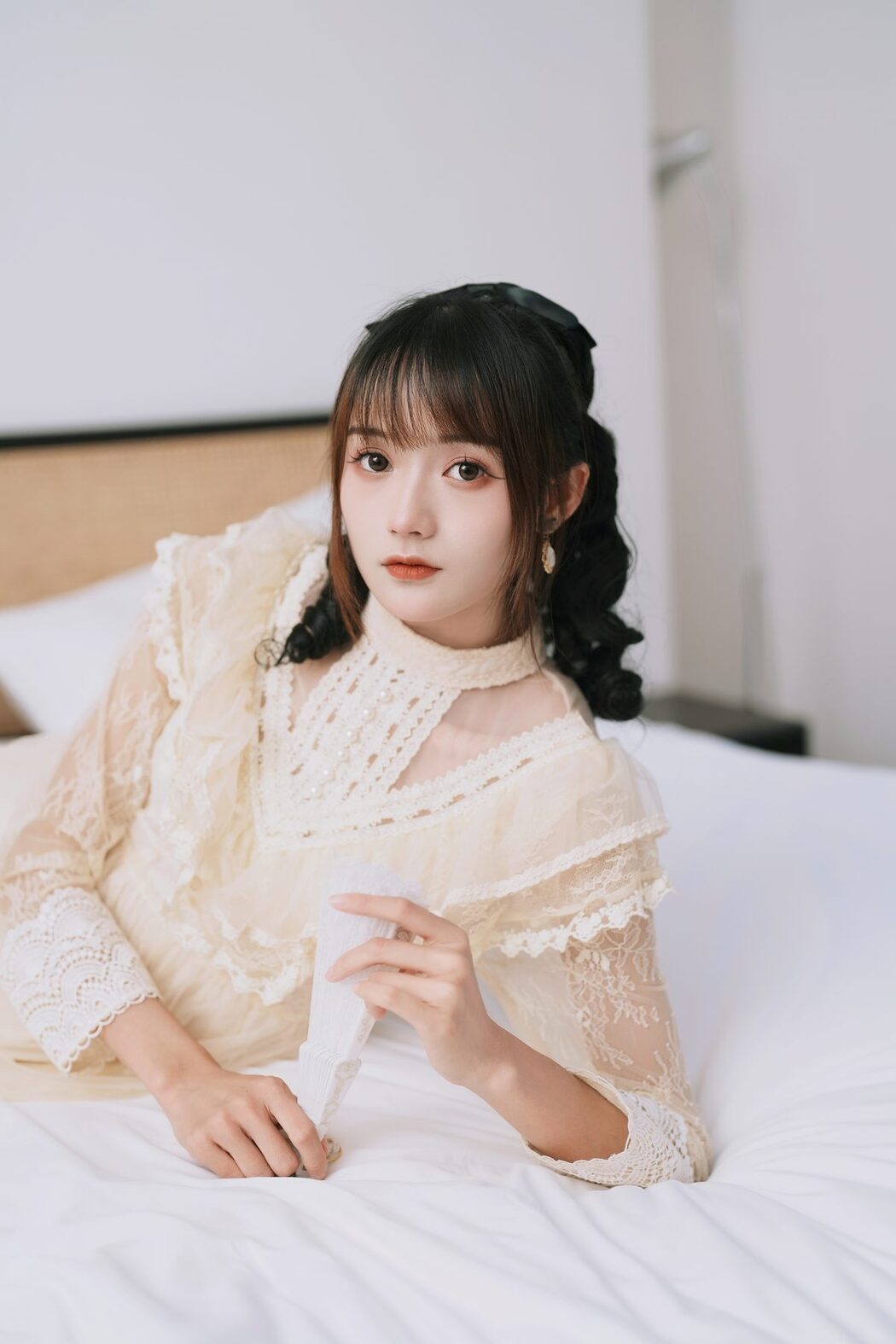 YiTuYu艺图语 Vol.4847 Tu Zi Zzz Bu Chi Hu Luo Bo