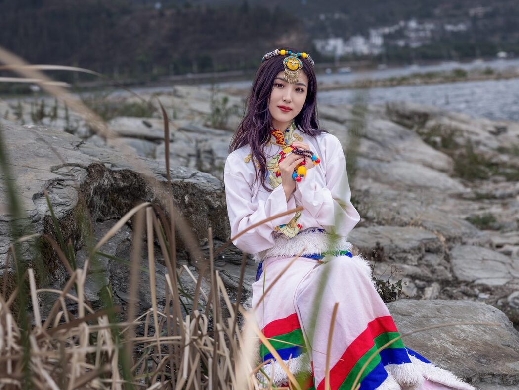 YiTuYu艺图语 Vol.4724 Yu Meng