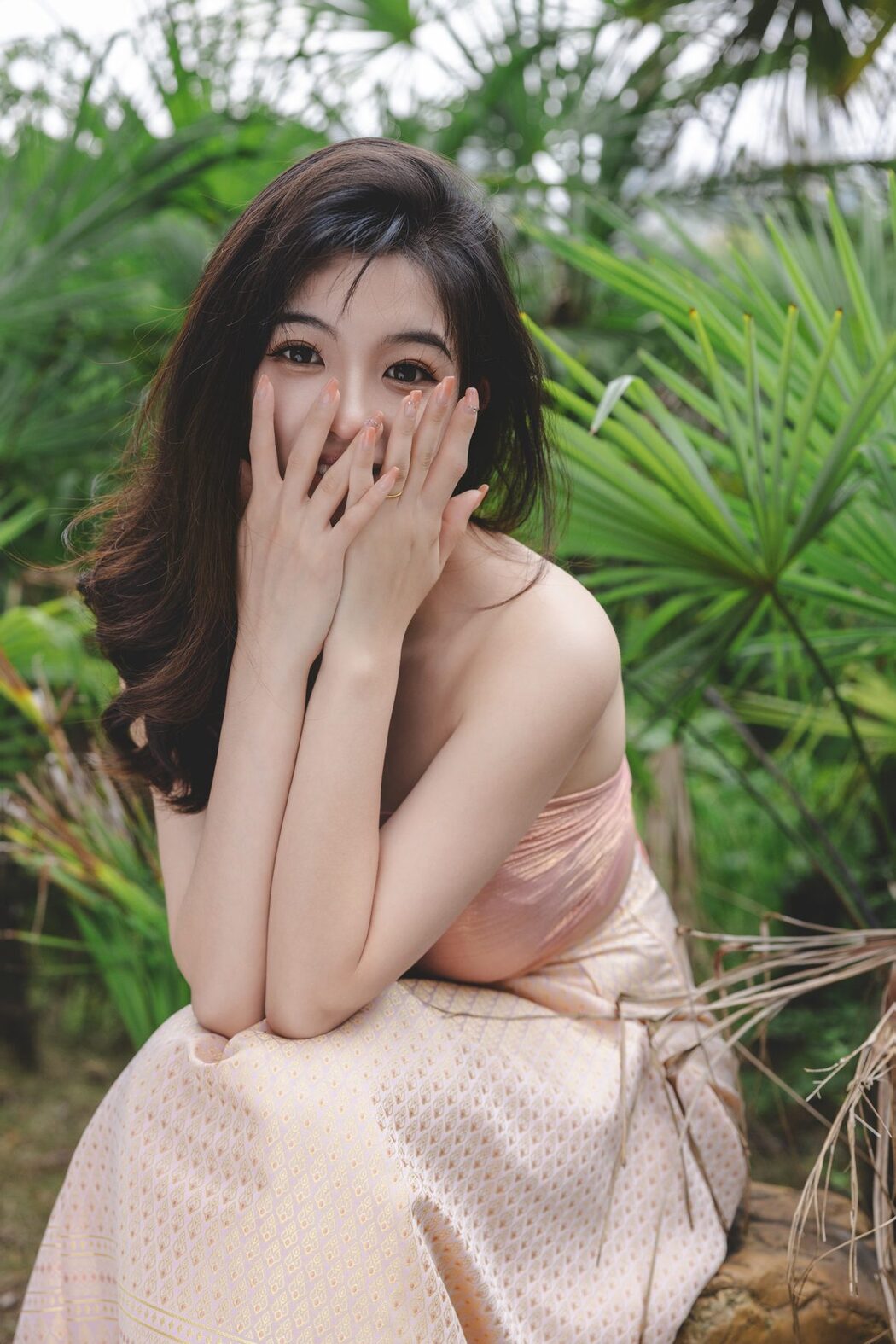 YiTuYu艺图语 Vol.4742 Aka Ki Qing Ko
