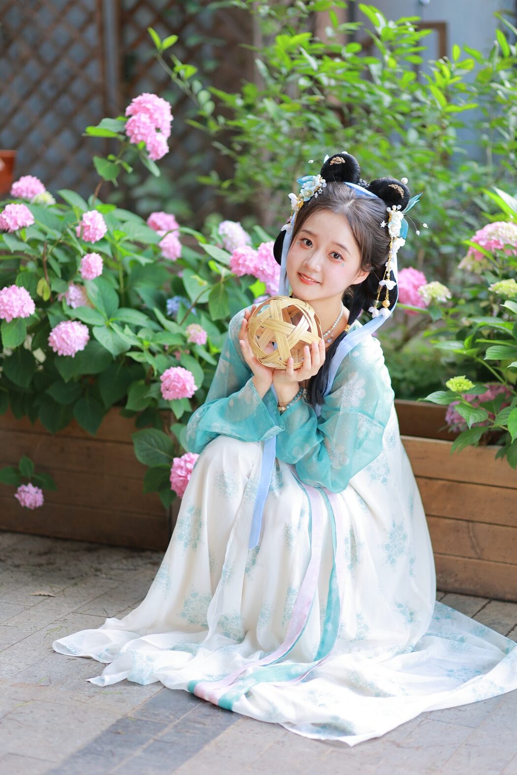 YiTuYu艺图语 Vol.4703 You Er Bai Bai