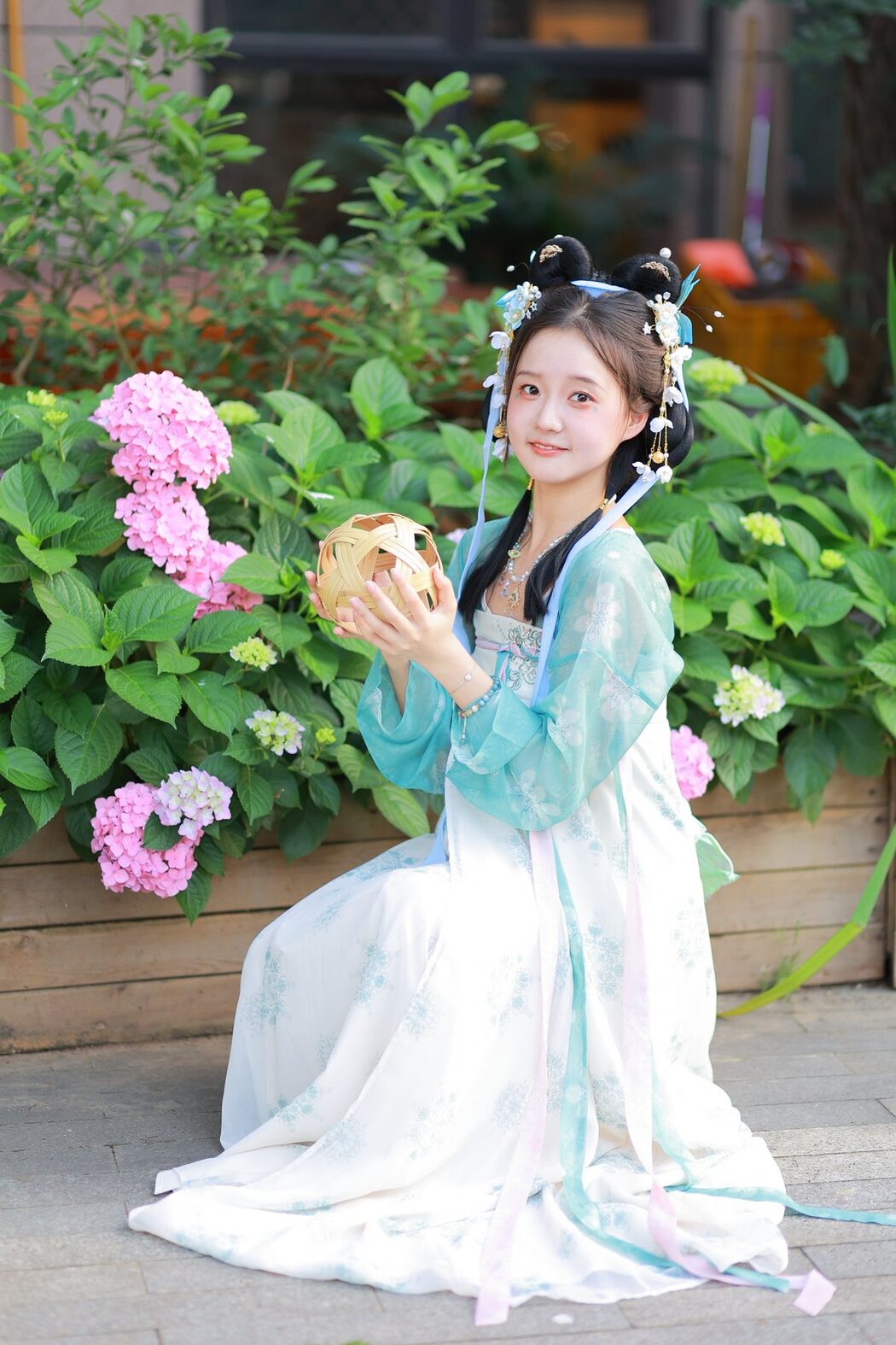 YiTuYu艺图语 Vol.4703 You Er Bai Bai