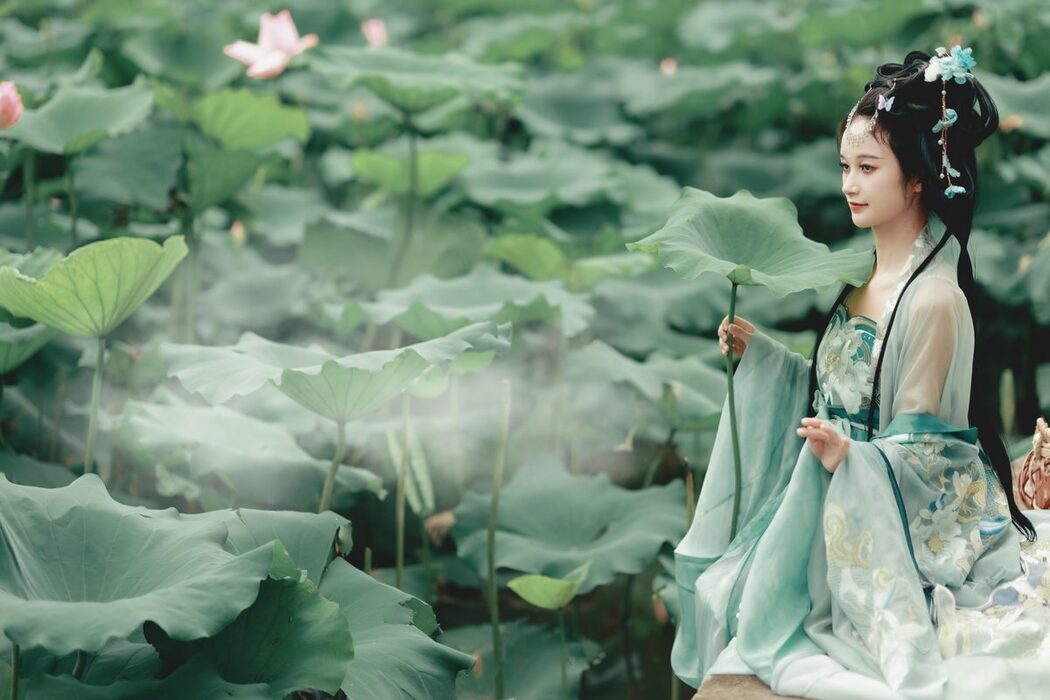 YiTuYu艺图语 Vol.4854 Zhang Yu