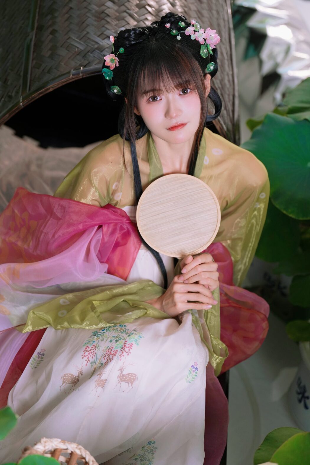 YiTuYu艺图语 Vol.4707 Tu Zi Zzz Bu Chi Hu Luo Bo