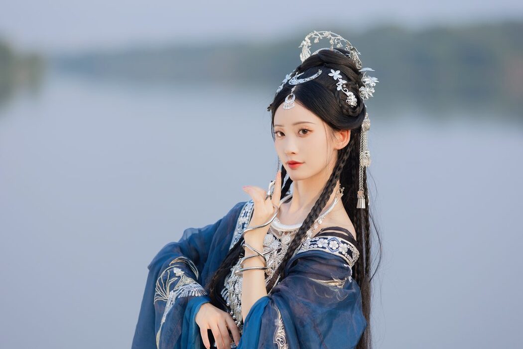 YiTuYu艺图语 Vol.4761 Jia Yue Yue Yue