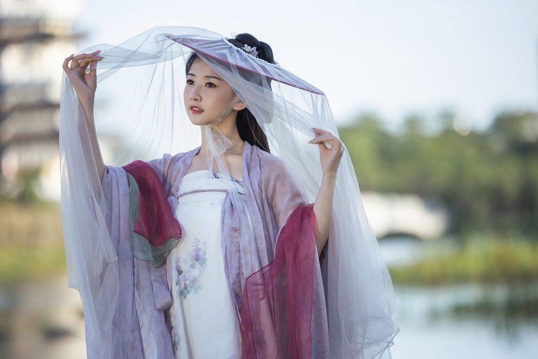 YiTuYu艺图语 Vol.4701 Suan La Tang Er