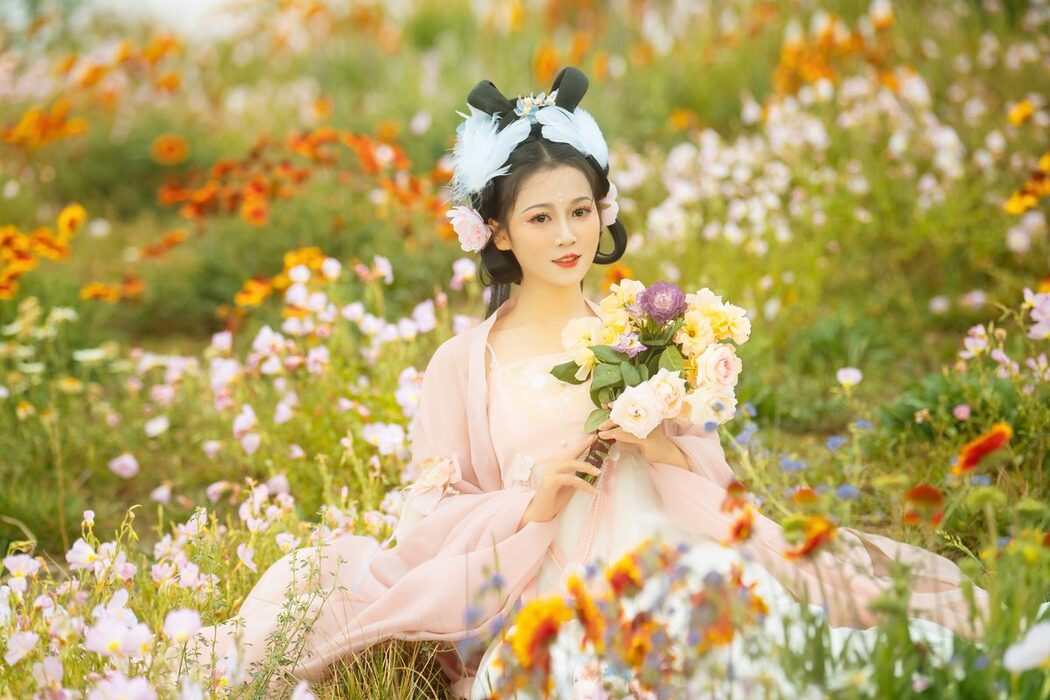 YiTuYu艺图语 Vol.4812 Shi Er