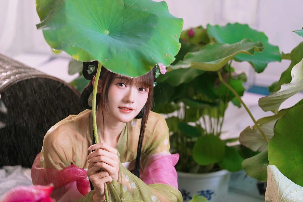 YiTuYu艺图语 Vol.4707 Tu Zi Zzz Bu Chi Hu Luo Bo