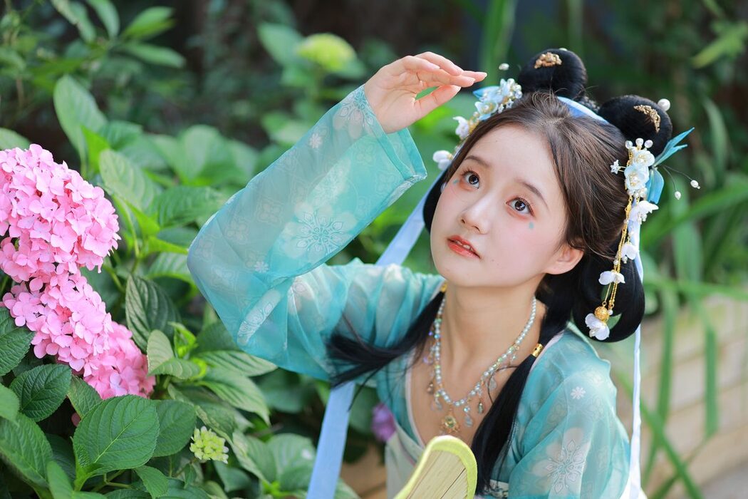 YiTuYu艺图语 Vol.4703 You Er Bai Bai