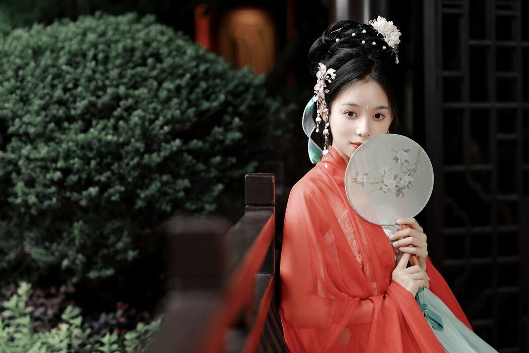 YiTuYu艺图语 Vol.4826 Li Lu Lu
