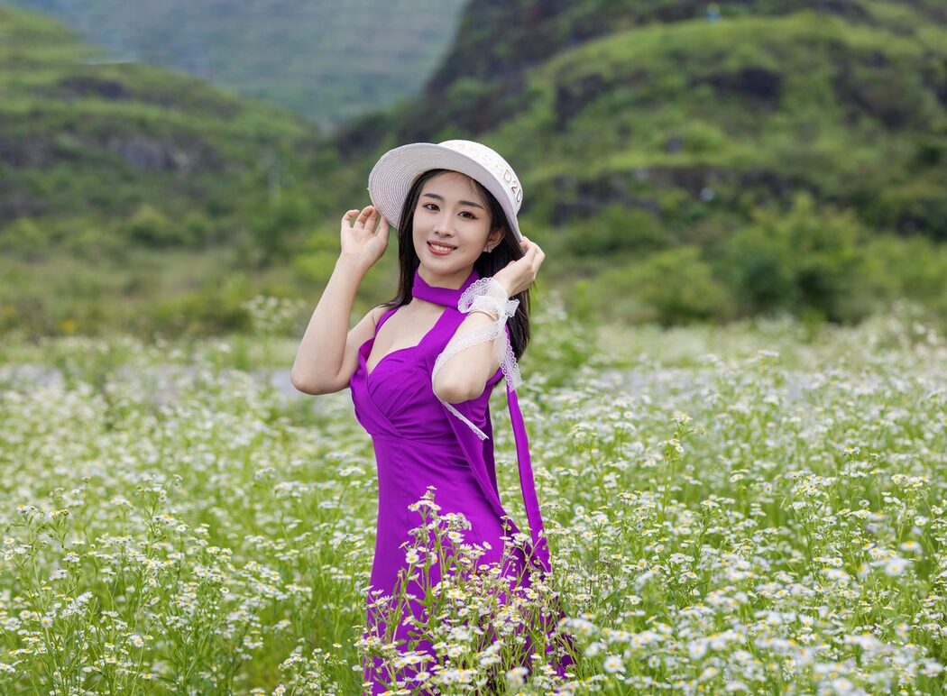 YiTuYu艺图语 Vol.4750 Lu Lu