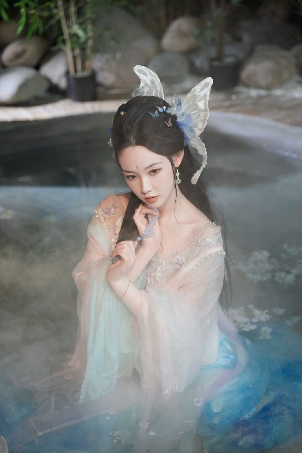 YiTuYu艺图语 Vol.4768 Vi Ge Vivian