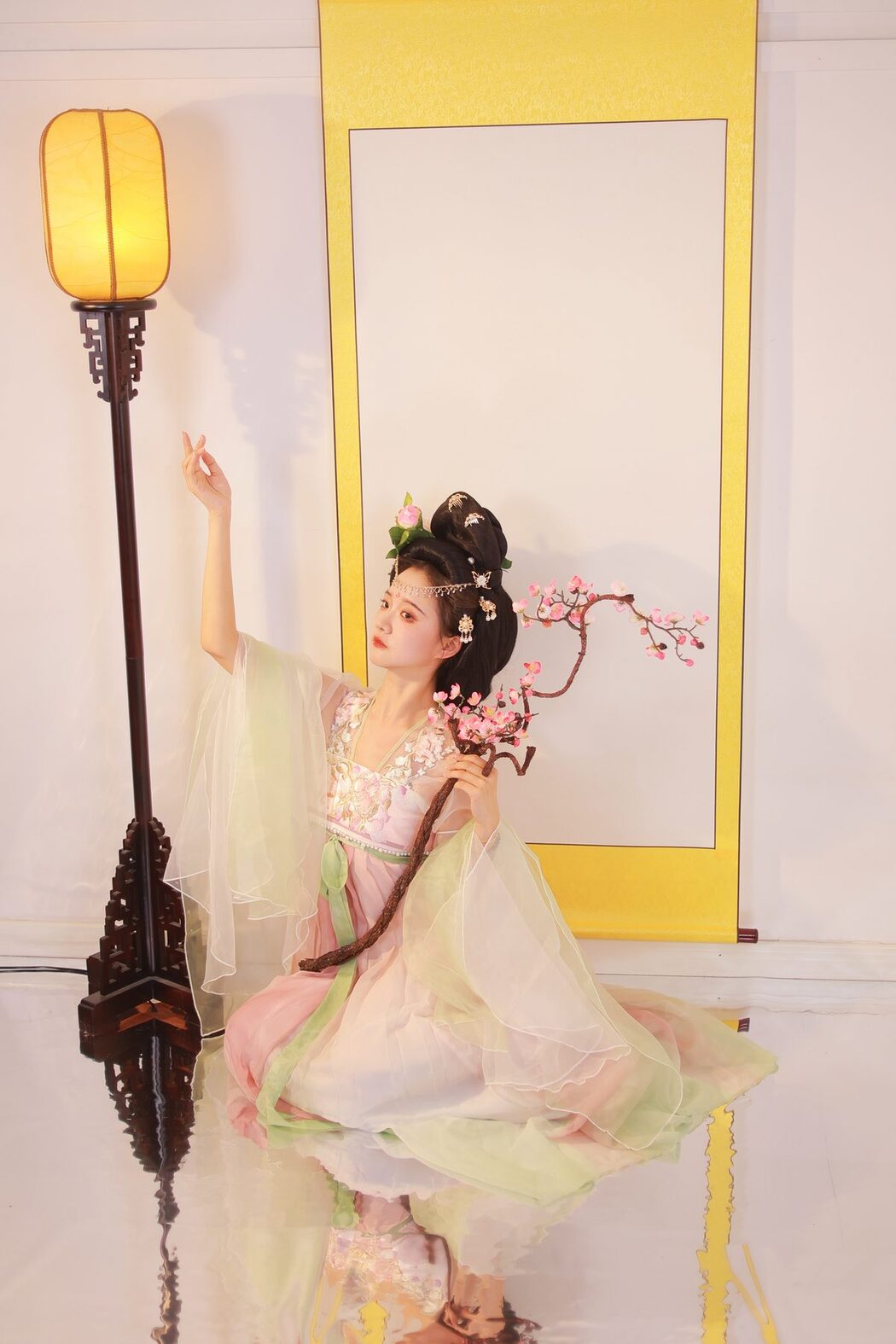 YiTuYu艺图语 Vol.4711 You Er Bai Bai