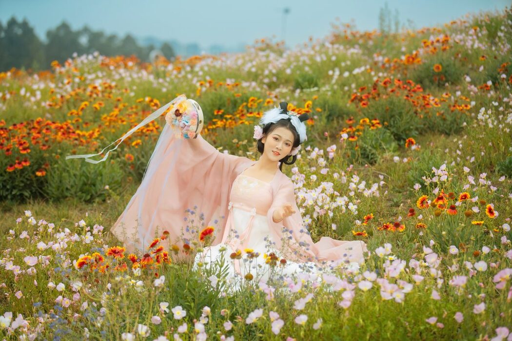 YiTuYu艺图语 Vol.4812 Shi Er