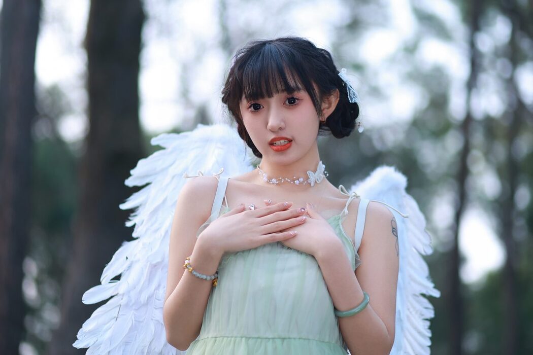 YiTuYu艺图语 Vol.4692 Nuo Nuo Chi Nuo Mi