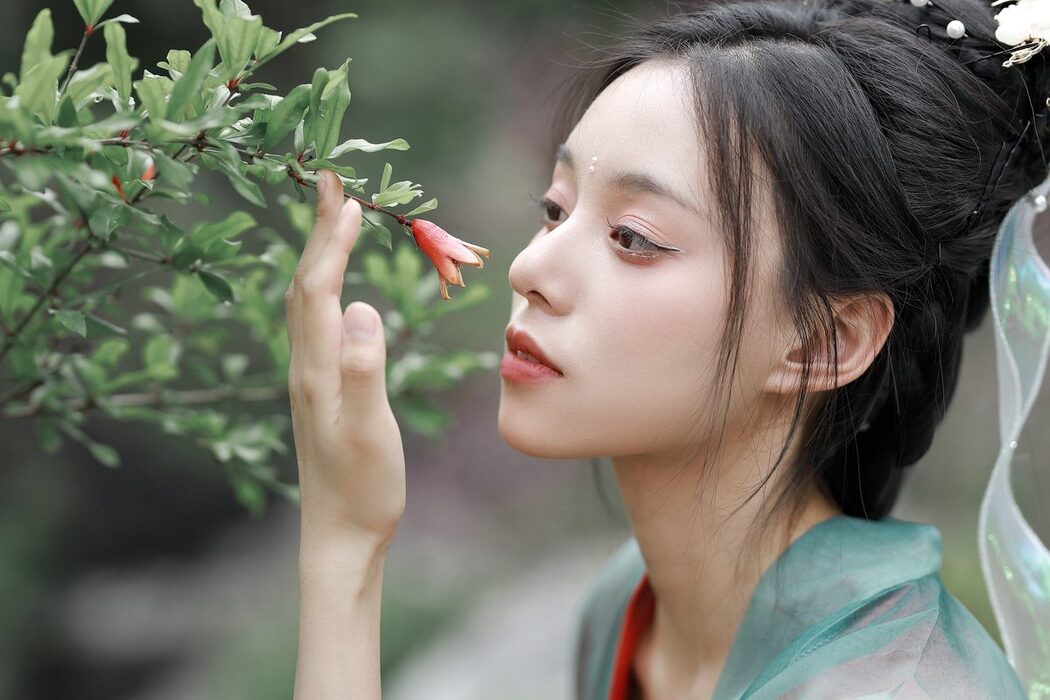 YiTuYu艺图语 Vol.4826 Li Lu Lu