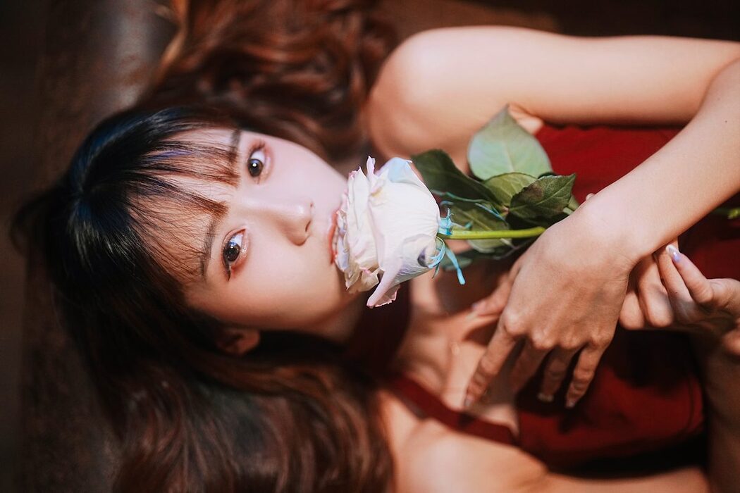 YiTuYu艺图语 Vol.4844 Tu Zi Zzz Bu Chi Hu Luo Bo