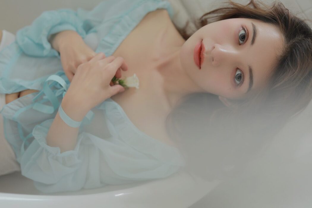 YiTuYu艺图语 Vol.4716 Sheng Chang Yu Si