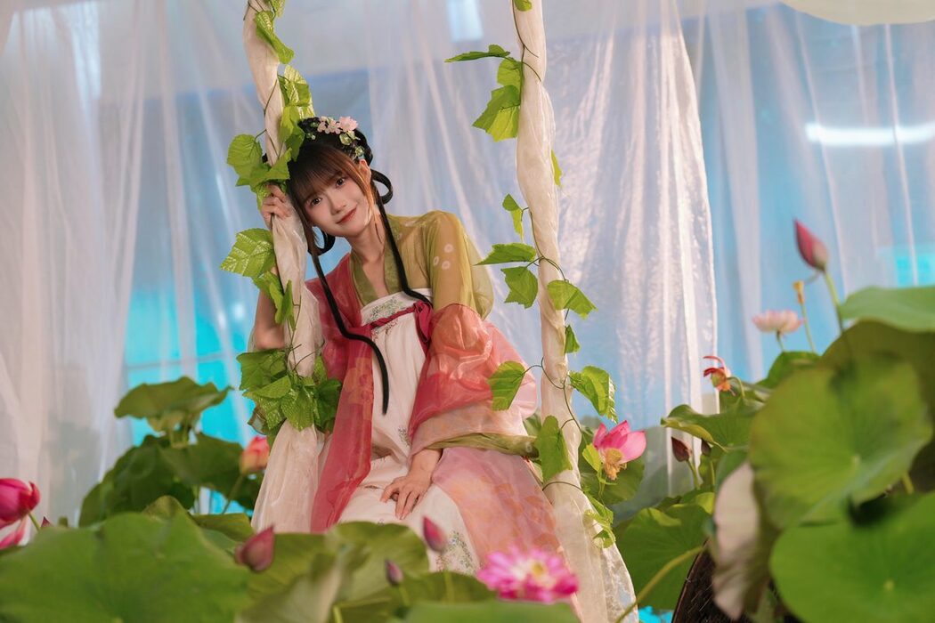 YiTuYu艺图语 Vol.4707 Tu Zi Zzz Bu Chi Hu Luo Bo
