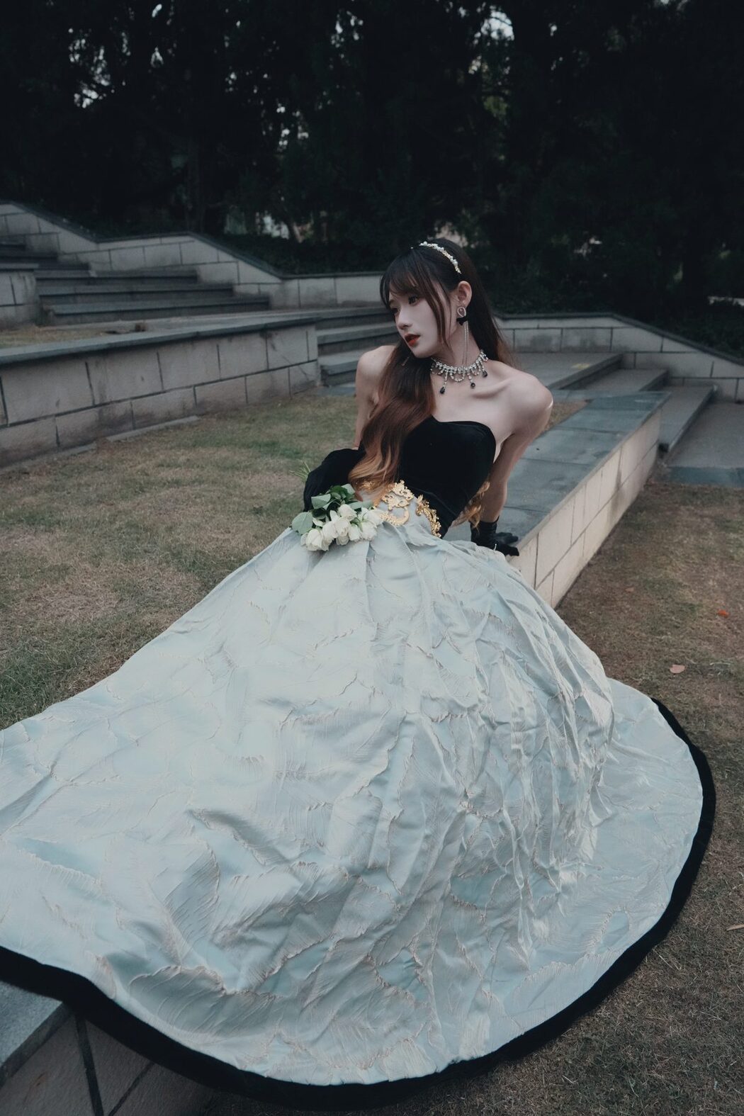 YiTuYu艺图语 Vol.4739 Tu Zi Zzz Bu Chi Hu Luo Bo