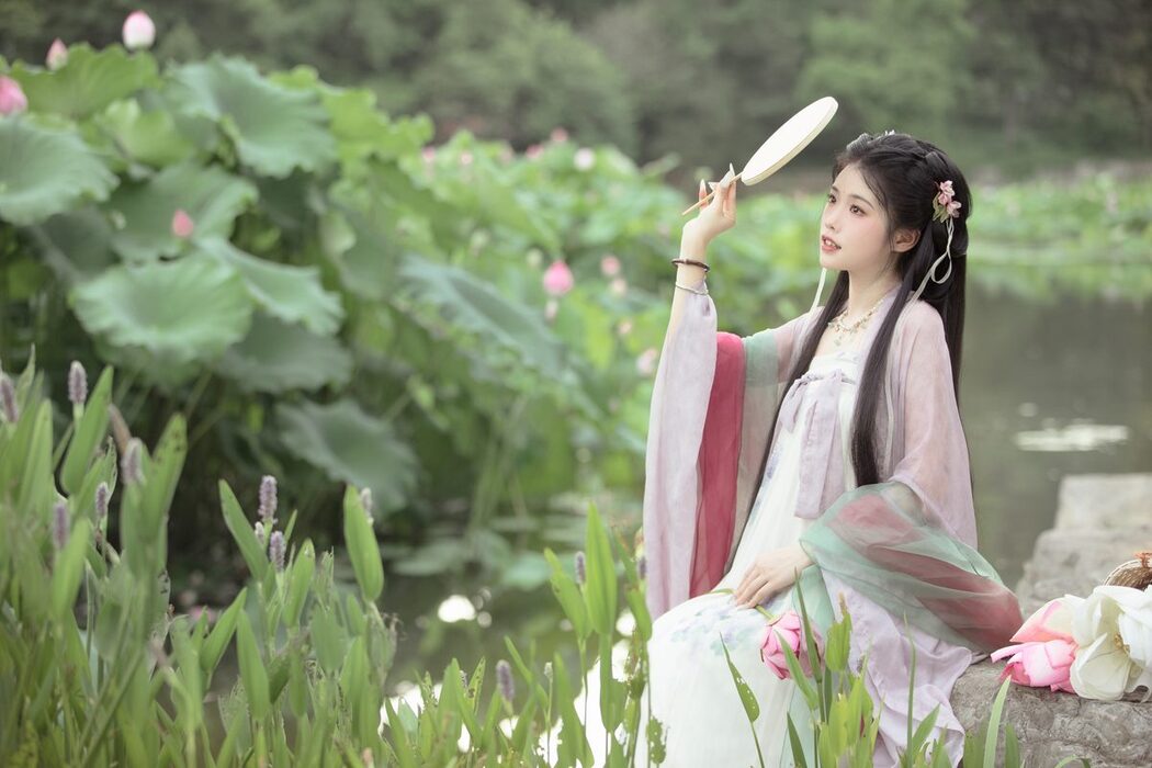 YiTuYu艺图语 Vol.4722 Shuang Shuang
