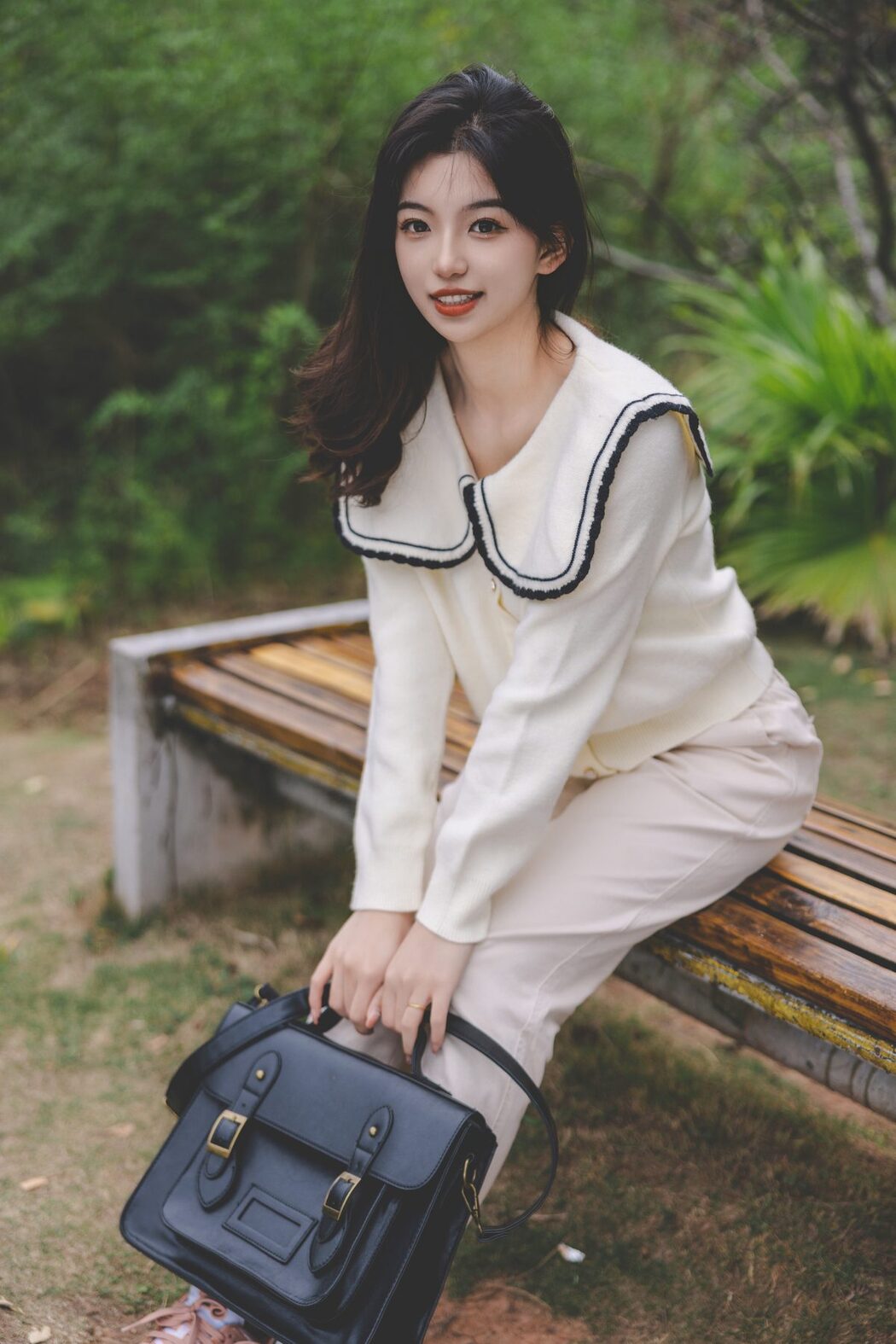 YiTuYu艺图语 Vol.4762 Aka Ki Qing Ko