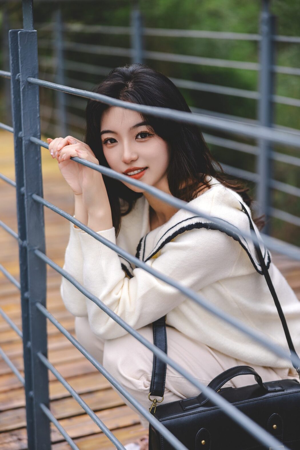 YiTuYu艺图语 Vol.4762 Aka Ki Qing Ko