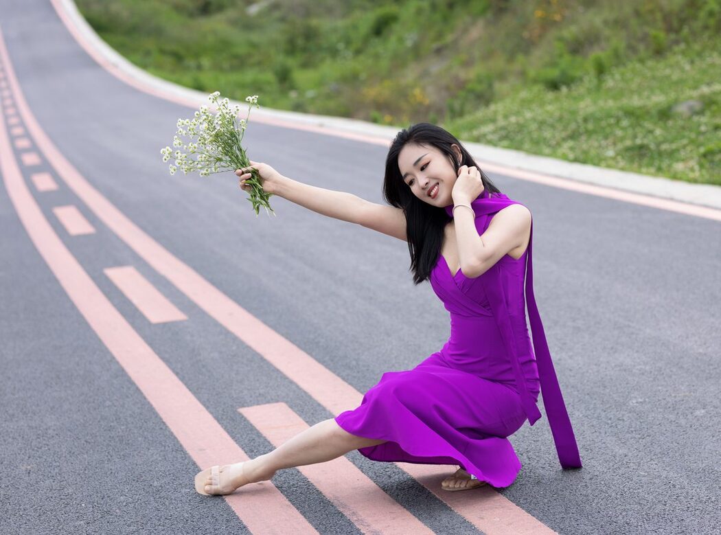 YiTuYu艺图语 Vol.4750 Lu Lu