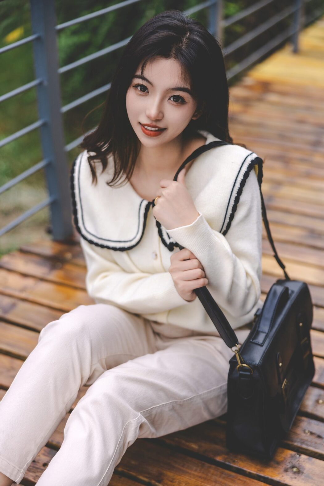YiTuYu艺图语 Vol.4762 Aka Ki Qing Ko