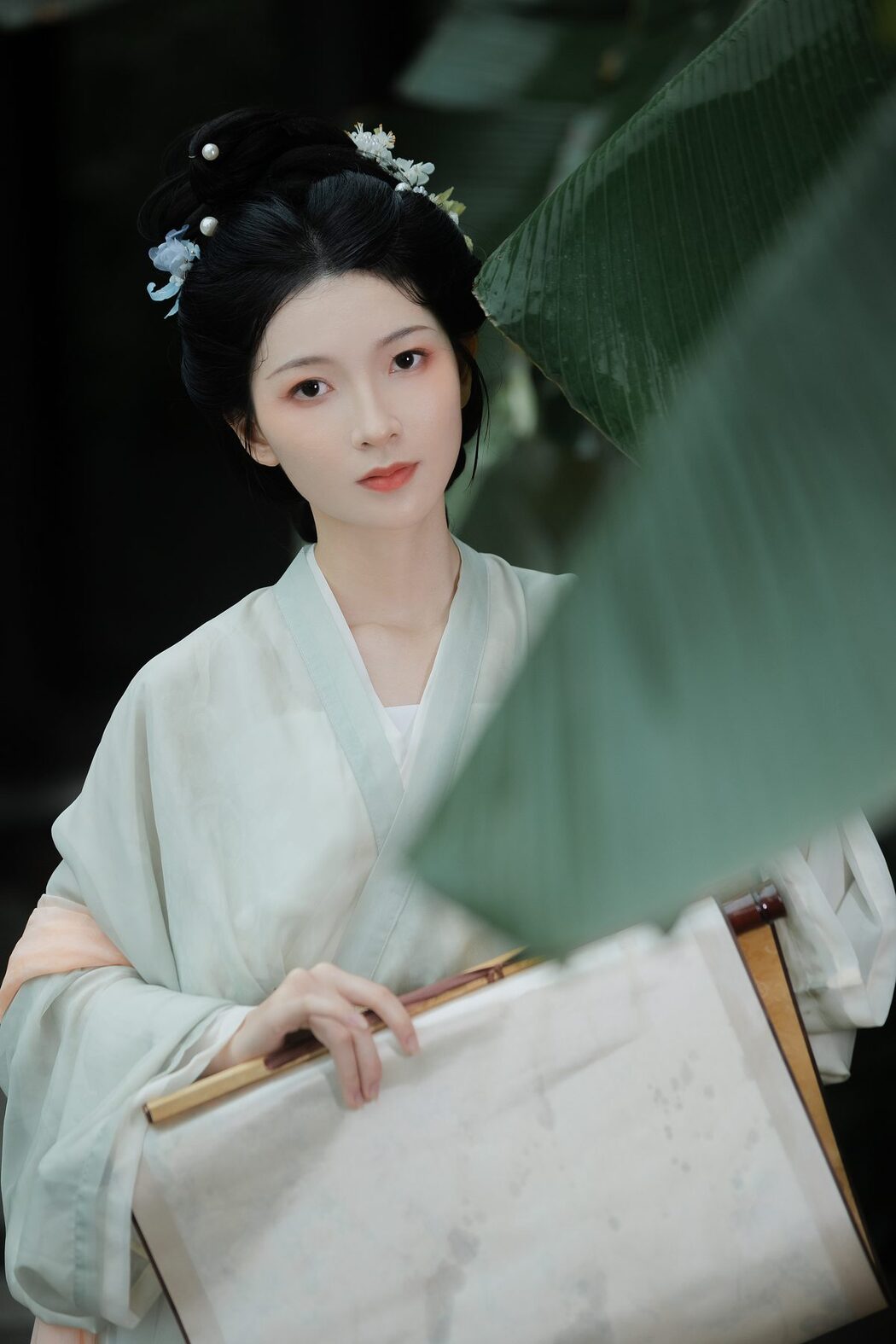 YiTuYu艺图语 Vol.4777 Fu Qu Shang Ying