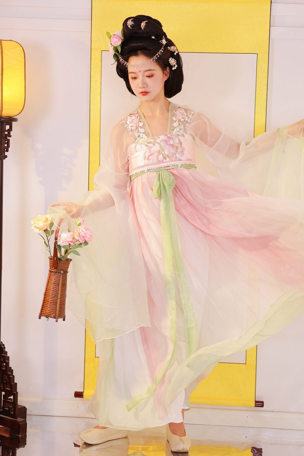 YiTuYu艺图语 Vol.4711 You Er Bai Bai