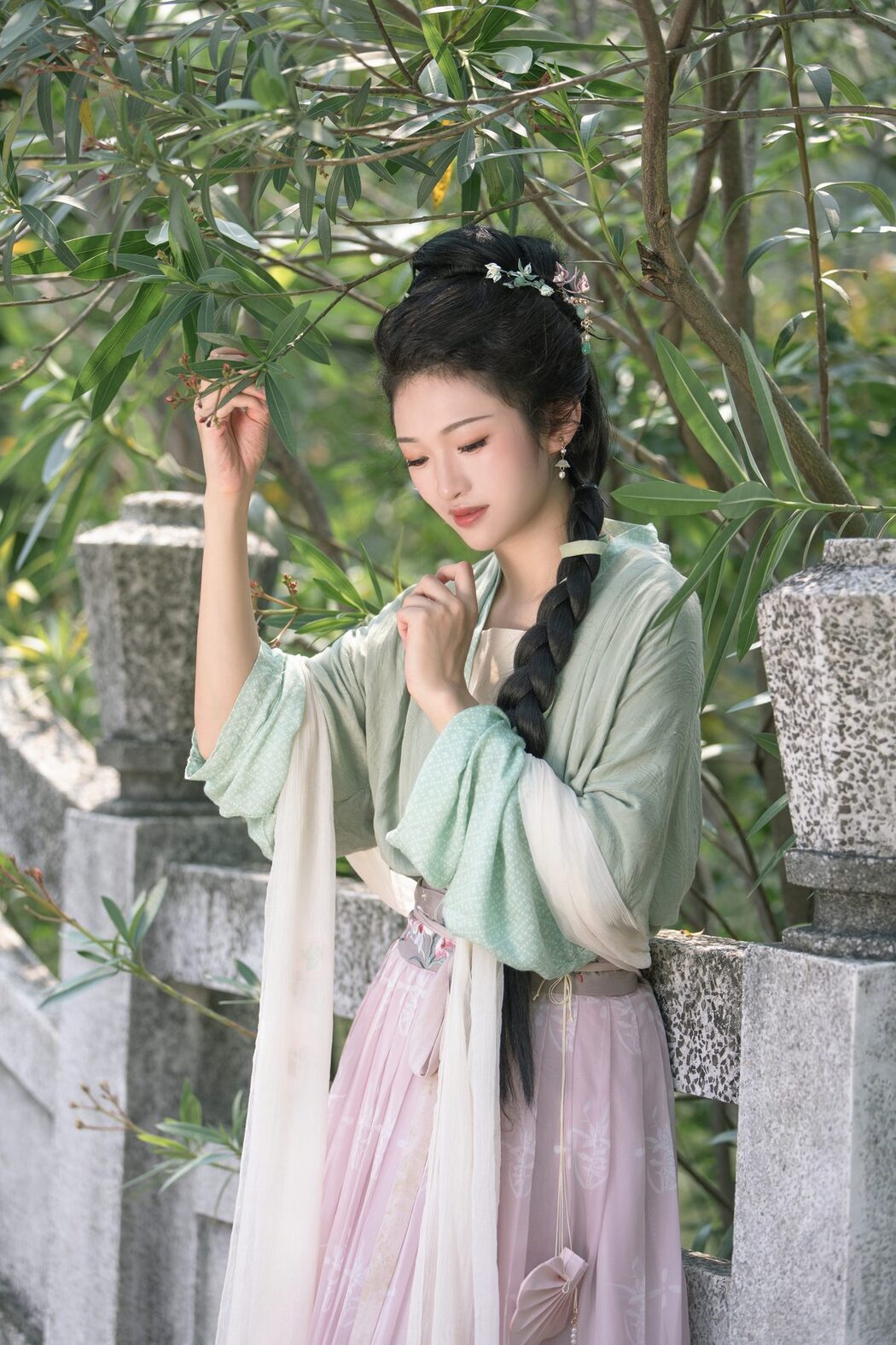 YiTuYu艺图语 Vol.4836 Li