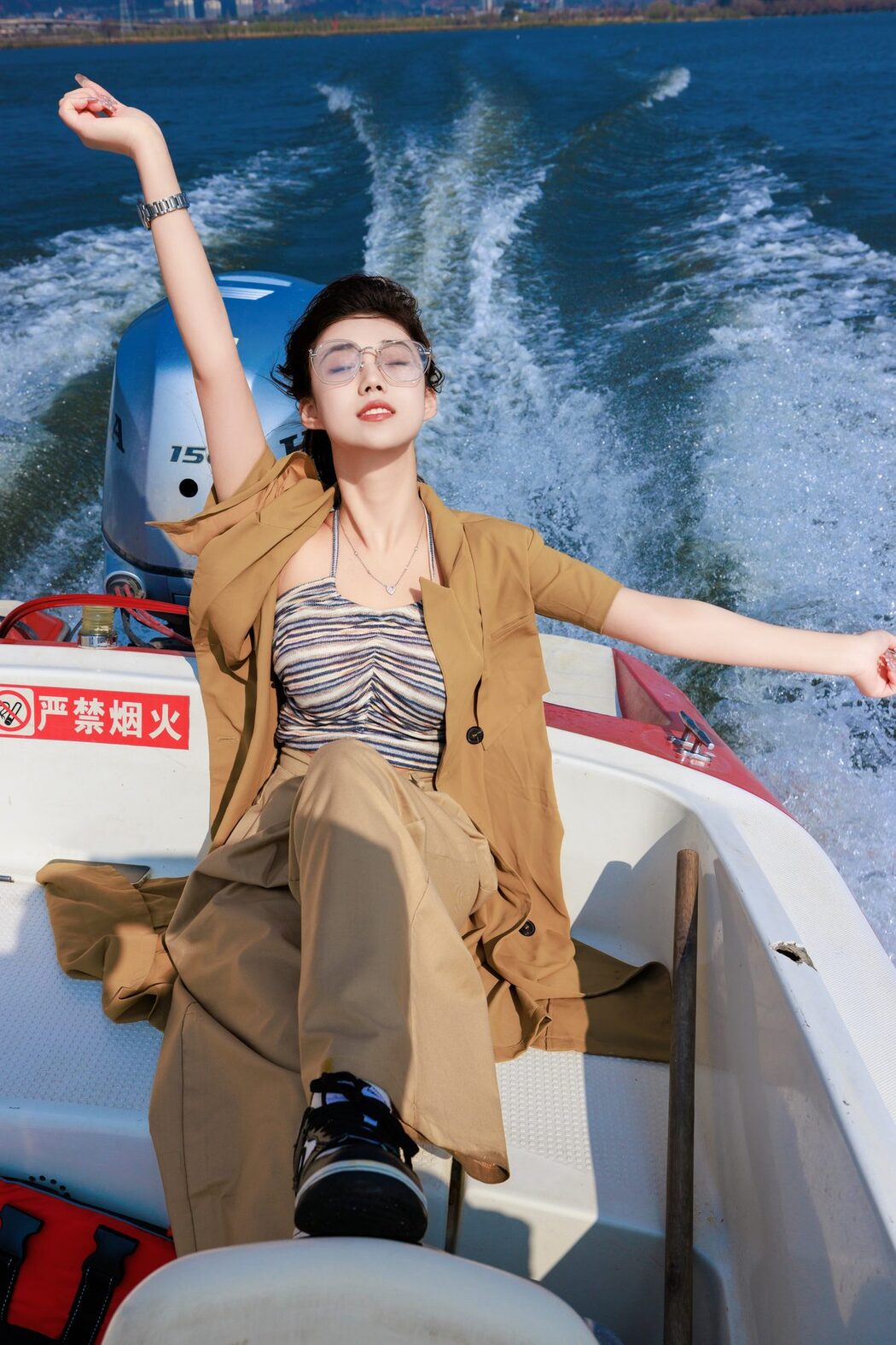 YiTuYu艺图语 Vol.4800 Pei Tong Xue