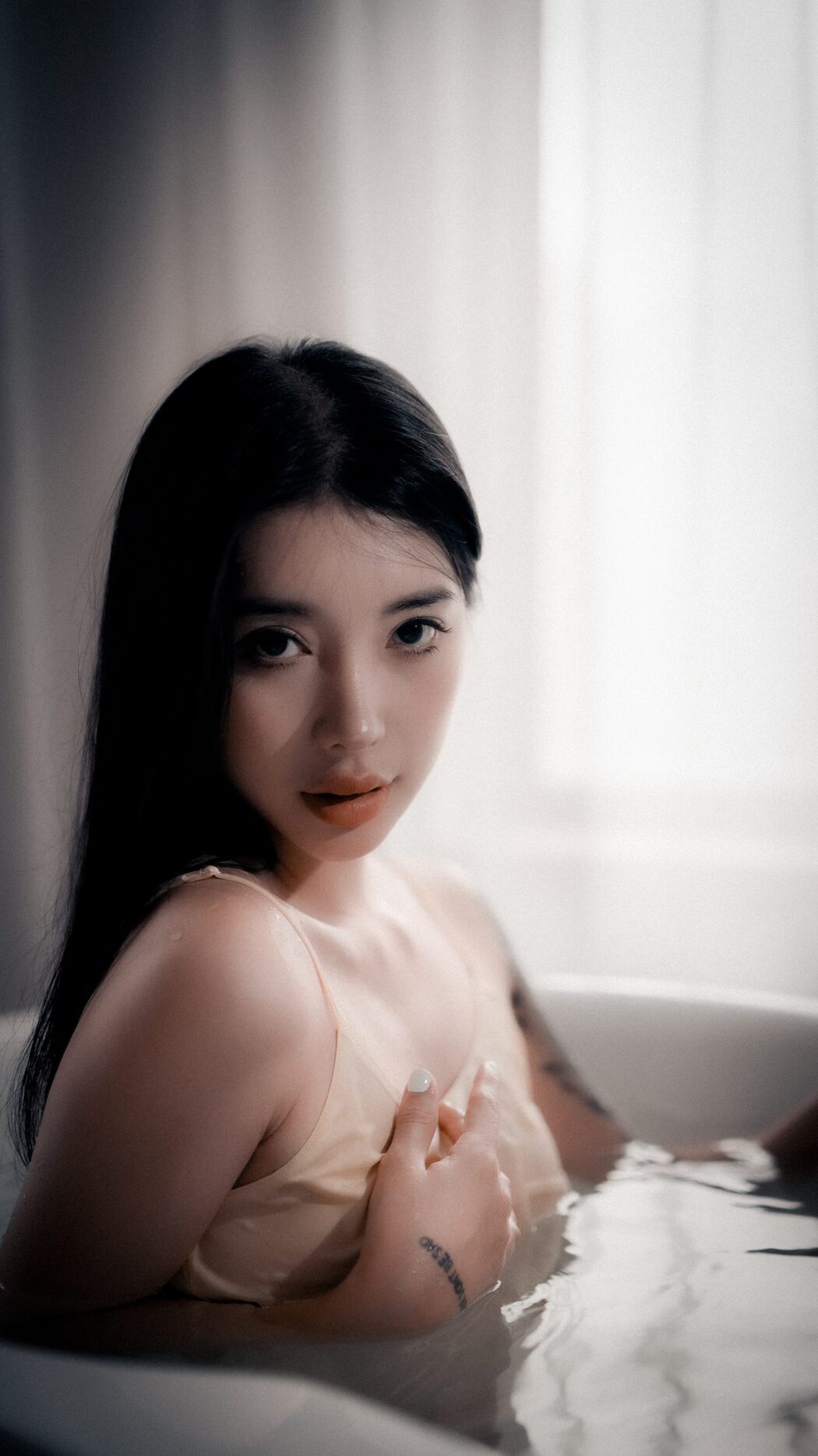 YiTuYu艺图语 Vol.4795 Yue Yue
