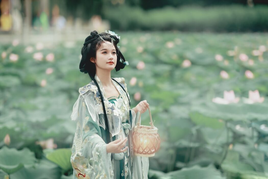 YiTuYu艺图语 Vol.4854 Zhang Yu