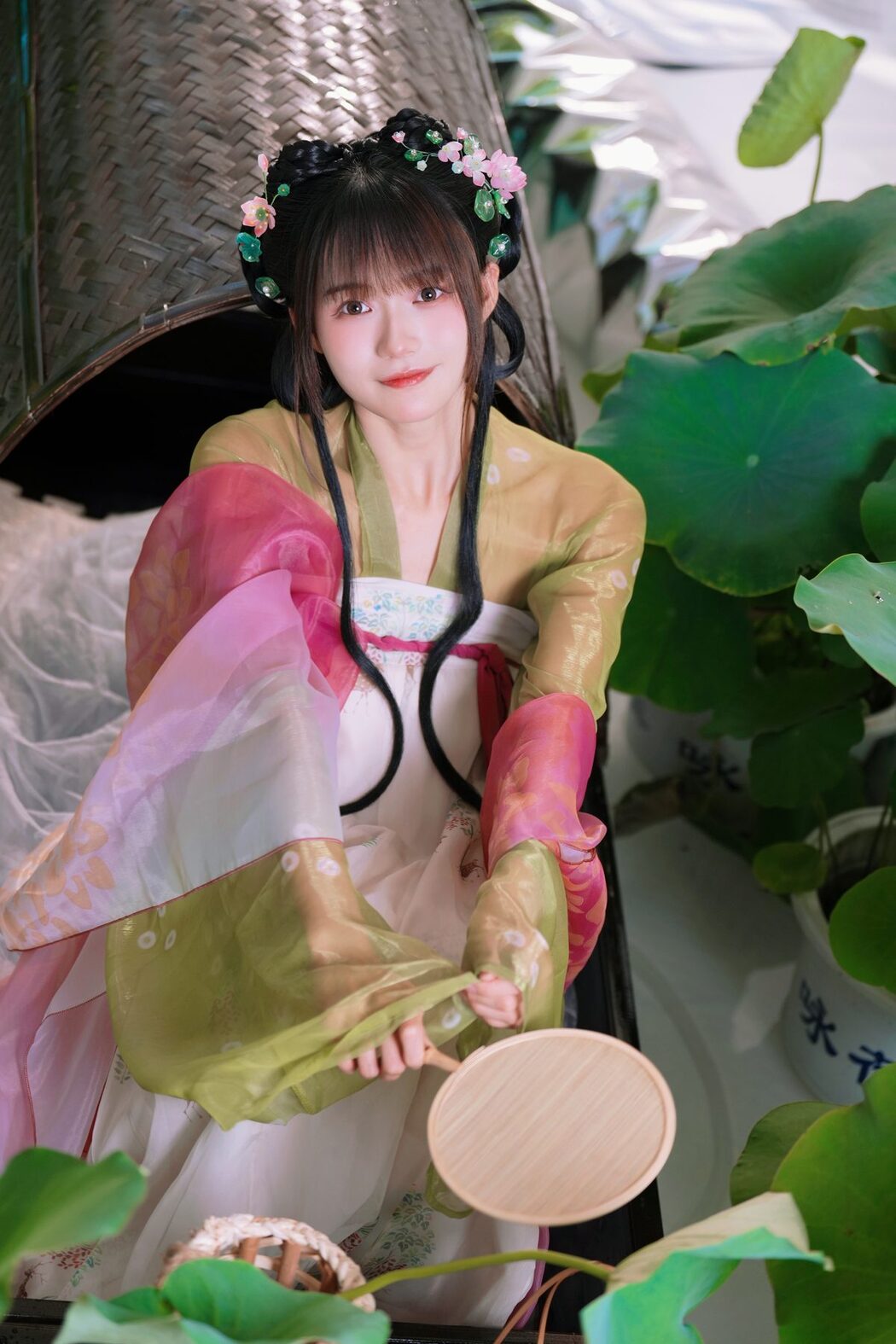 YiTuYu艺图语 Vol.4707 Tu Zi Zzz Bu Chi Hu Luo Bo